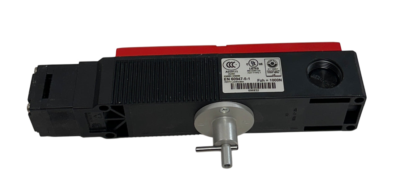 EUCHNER TP3-4121A024MC1743 / 087427 SAFETY INTERLOCK SWITCH 50VAC/24VDC 4A NSMP