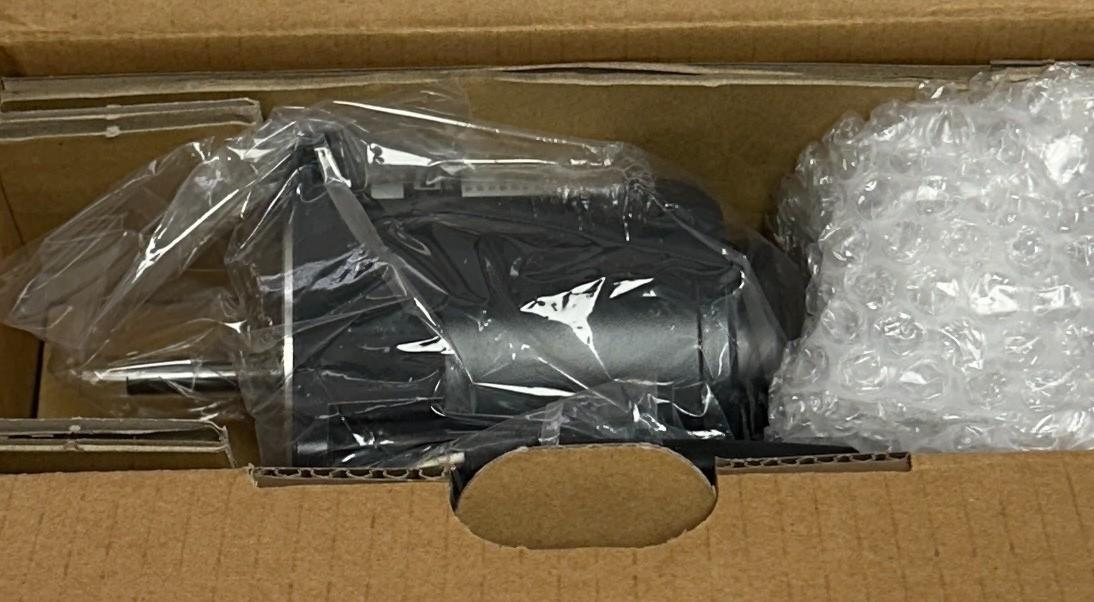 ORIENTAL MOTOR USM315-002W / USM315002W AC SPEED CONTROL MOTOR 200/230V 15W NSMP