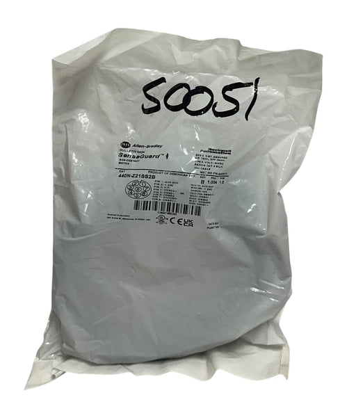 ALLEN BRADLEY 440N-Z21SS2B /B SensaGuard NON-CONTACT SWITCH 24VDC 10M CABLE NSFS