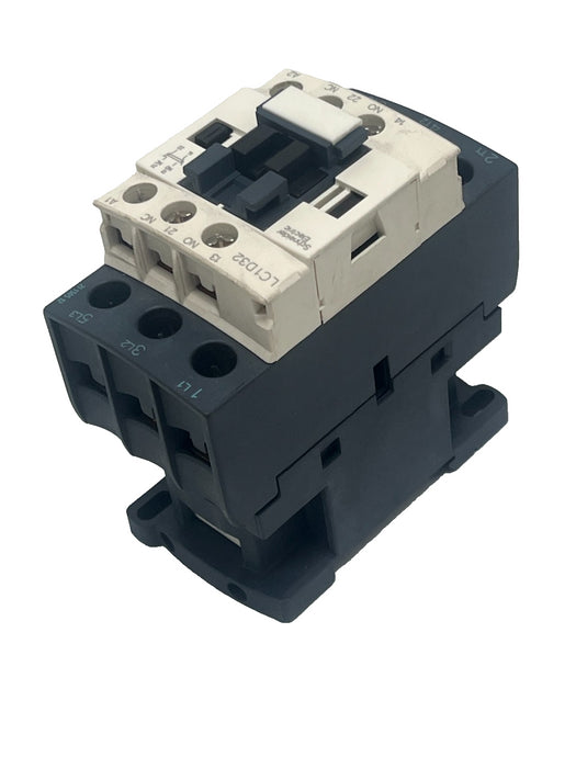 LOT OF 2 Schneider Electric LC1D32G7 32A 3‑Pole (3NO)  IEC Contactor 120VAC NSNP