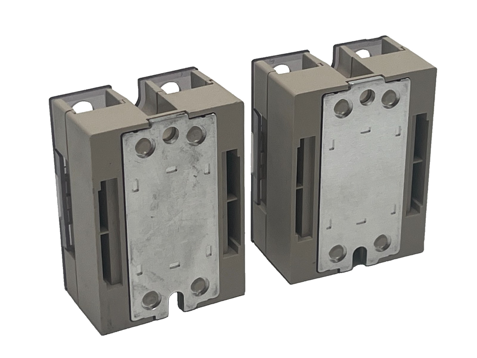 LOT OF 2 NEW OMRON G3NA-220B-UTU SOLID STATE RELAY DC5-24VDC (1 NSMP, 1 NSNP)
