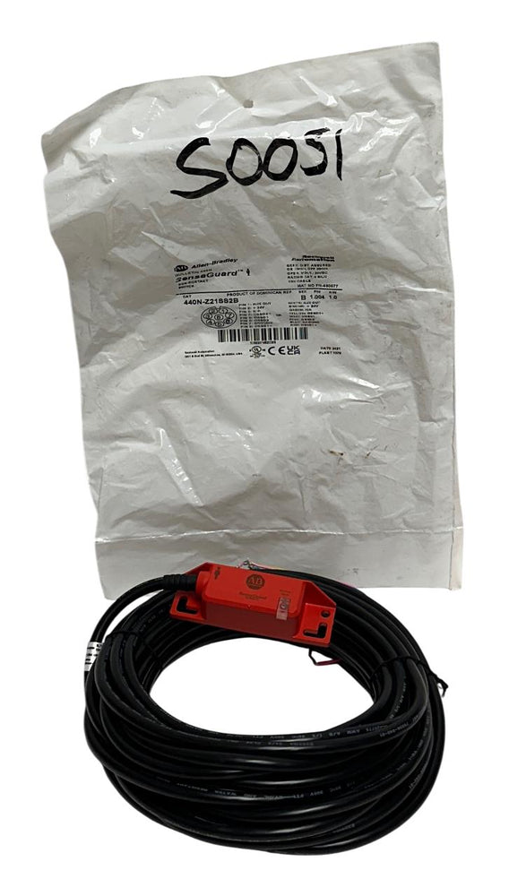 ALLEN BRADLEY 440N-Z21SS2B /B SensaGuard NON-CONTACT SWITCH 24VDC 10M NSMP *READ