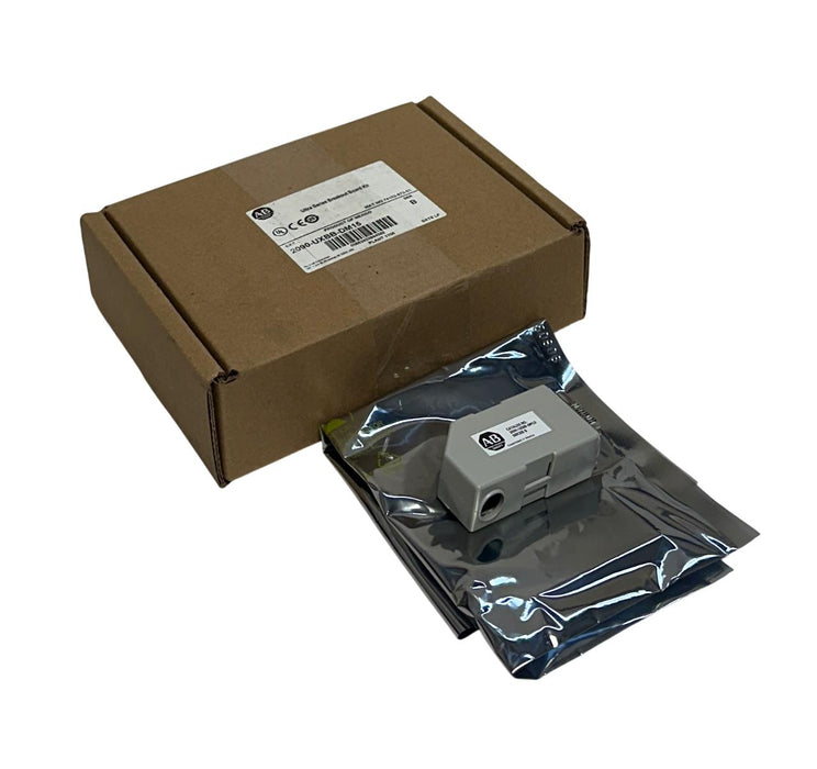 ALLEN BRADLEY 2090-UXBB-DM15 /B ULTRA 3000 SERIES BREAKOUT BOARD KIT 15-PIN NSMP