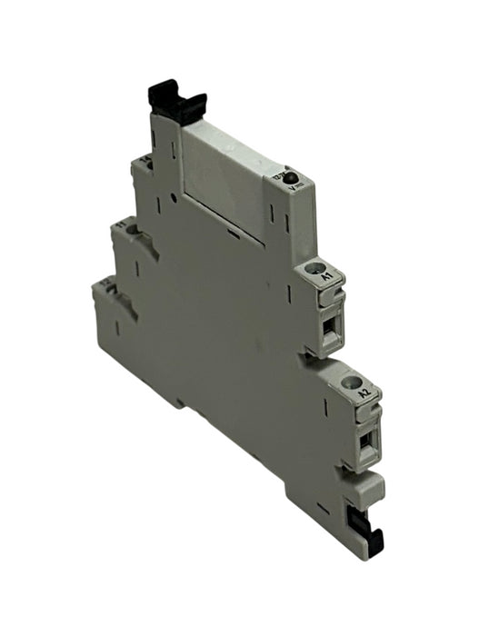 5 ALLEN BRADLEY 700-HLT1U24 /A BULLETIN 700 INTERFACE MODULES 24VAC/DC NSMP