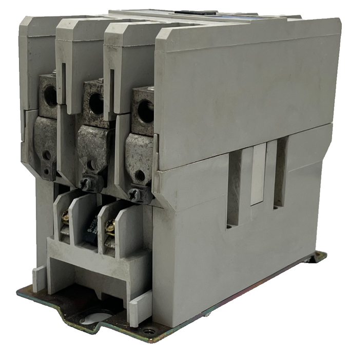 CUTLER-HAMMER CN15KN3E-U SER A 1NEMA Size 3 OPEN TYPE NON-REV. 90A 208V COIL