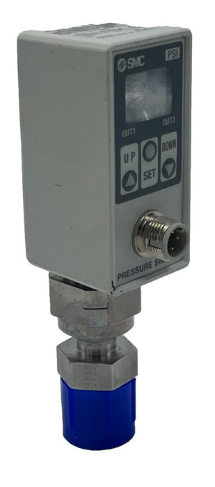 SMC ISE70-N02-27-P Digital Pressure Switch 0-1 MPa NPT 1/4 NPN Output 12-24VDC