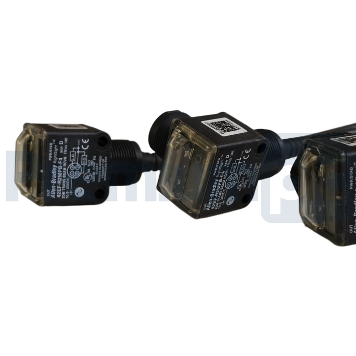 (4) Allen-Bradley 42EF-R2MPB-F4 /D RightSight Transmitted Beam Receivers 20m