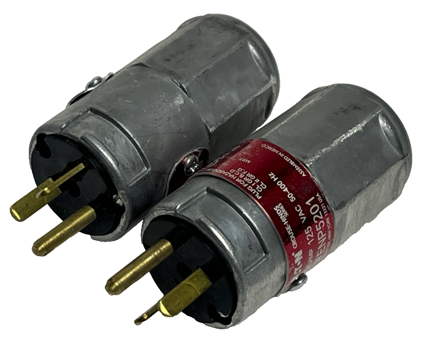 Box of 2 Eaton Crouse-Hinds ENP5201 Ark-Gard 2 Series Plugs | 20A 125V ,  NSMP