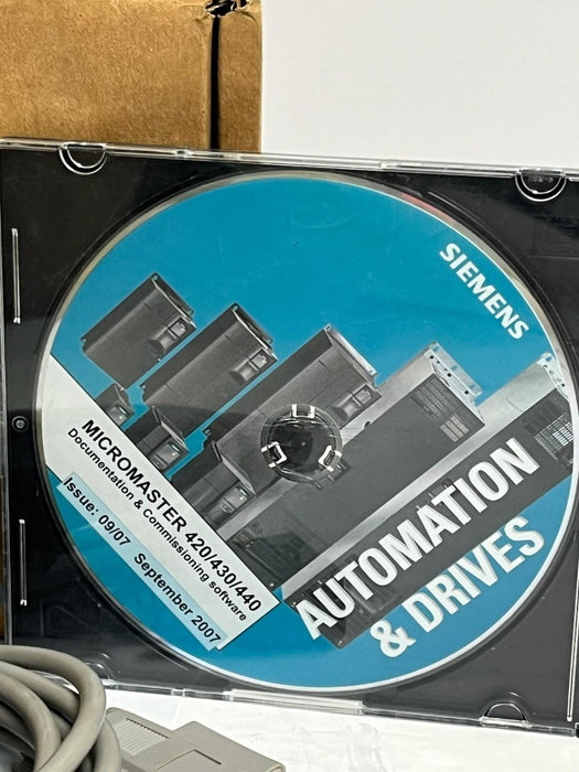Siemens 6SE6400-1PC00-0AA0 MICROMASTER 4 PC-Inverter Connection Kit W/ Software
