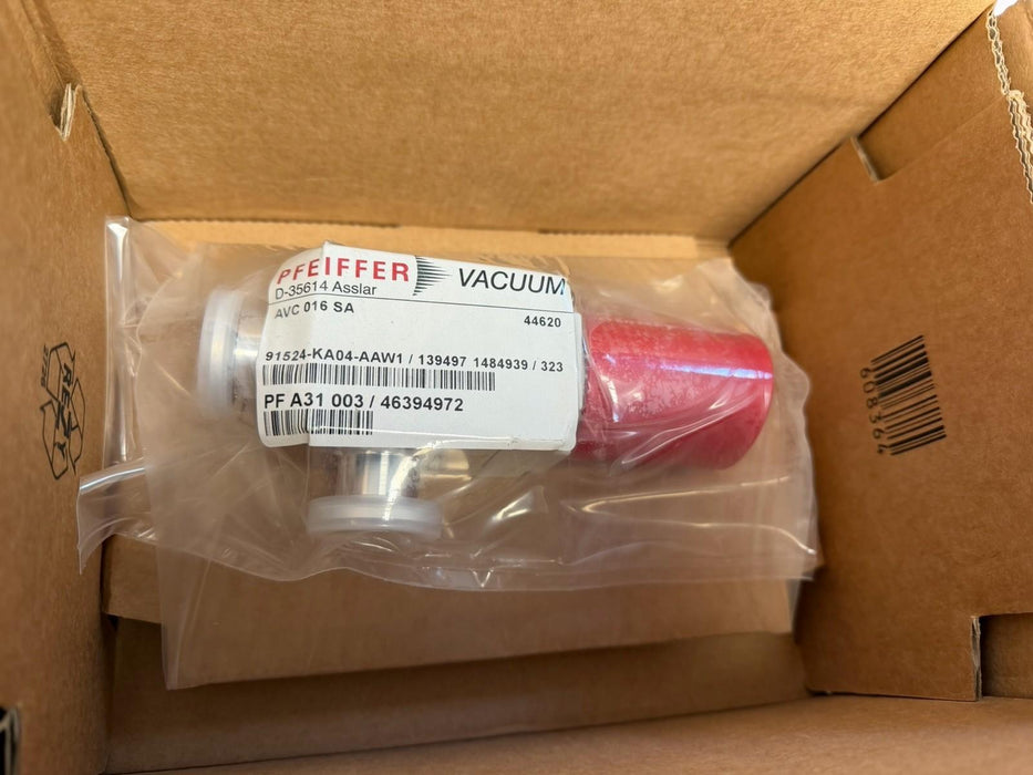 NIB PFEIFFER VACUUM AVC 016 SA MANUALLY ACTUATED ANGLE VALVE PF A31 003 NSMP