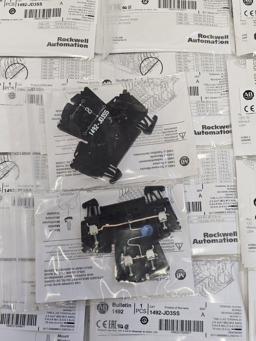 LOT OF 18 NEW ALLEN BRADLEY 1492-JD3SS TERMINAL BLOCKS 1492JD3SS SER. A
