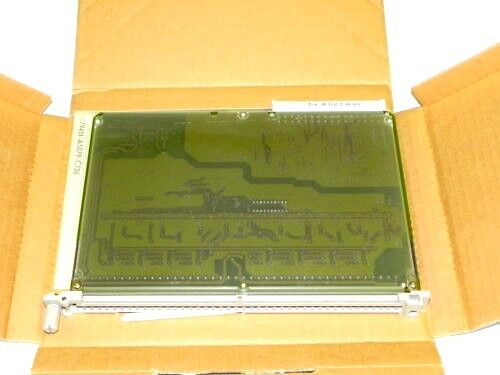 NIB SIEMENS 6ES5470-4UC13 OUTPUT MODULE ANALOG 470  6ES54704UC13