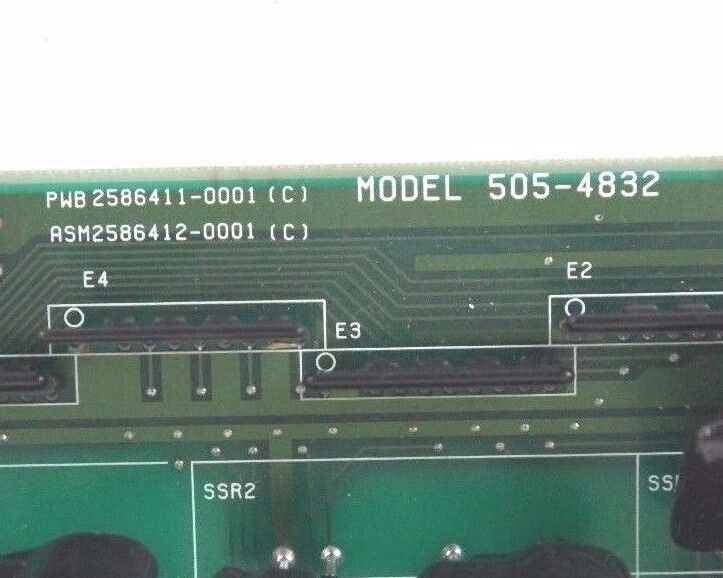 SIEMENS TEXAS INSTRUMENTS 505-4832 OUTPUT MODULE 32POINT DIGITAL 110-220VAC