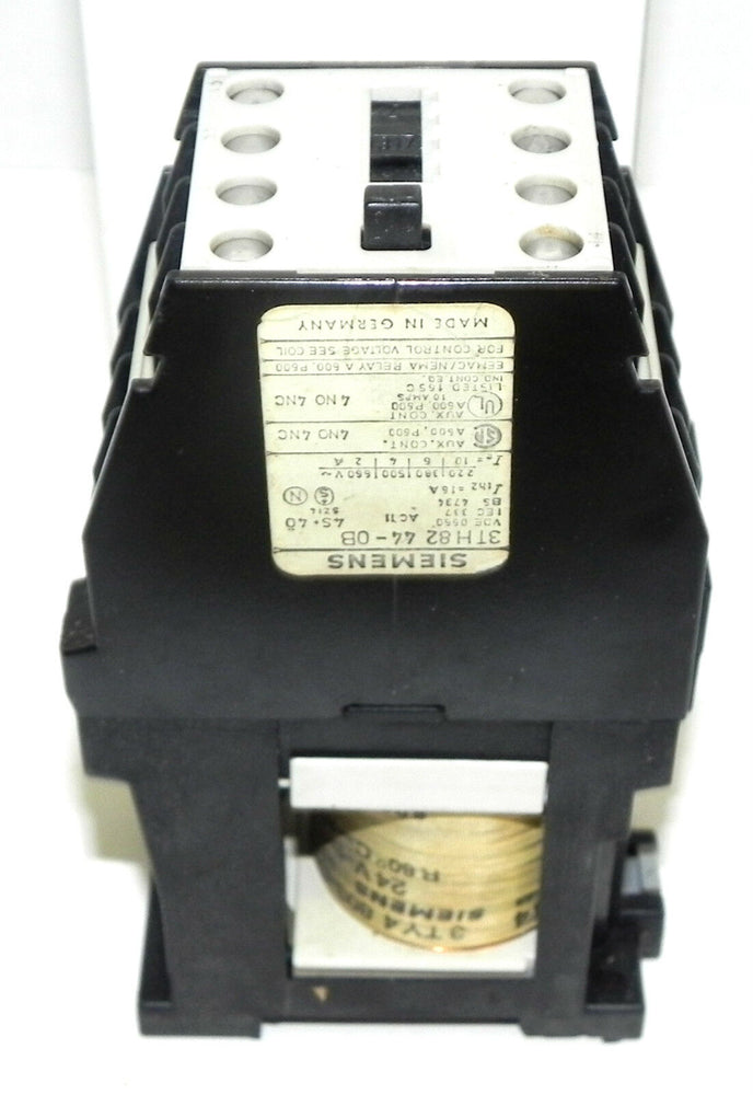 SIEMENS 3TH82 44-0B CONTACTOR USED 3TH82440B