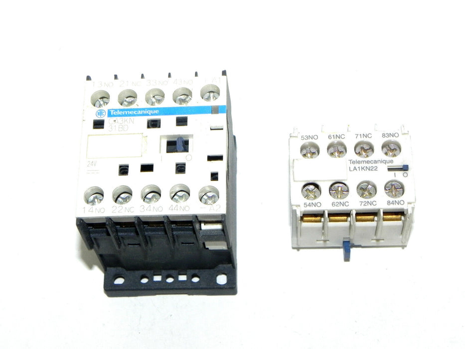 TELEMECANIQUE CA3KN31BD CONTROL RELAY 24V W/ LA1KN22 AUX CONTACT