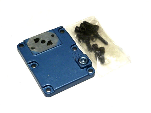 MAC VALVES INC R-00001B-01 MANIFOLD BLANK STATION COVER PLATE R00001B01 NEW