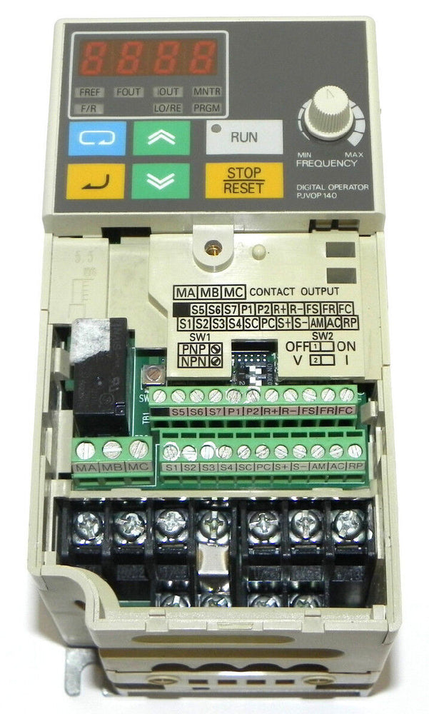 OMRON 3G3MV-A2001 INVERTER 3G3MVA2001