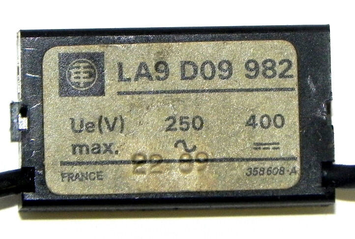 LOT OF 4 TELEMECANIQUE LA9 D09 982 SUPPRESSOR LA9D09982