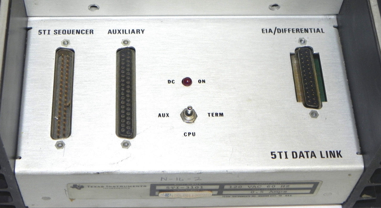 TEXAS INSTRUMENTS 5TI-3101 COMPUTER TERMINAL LINK 5TI3101