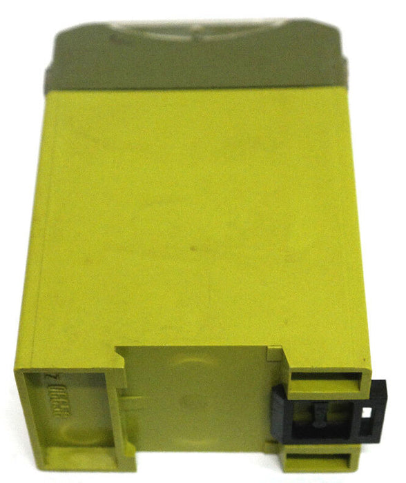 FINDER 6-967.15.0090 RELAY ZU1, 6967150090
