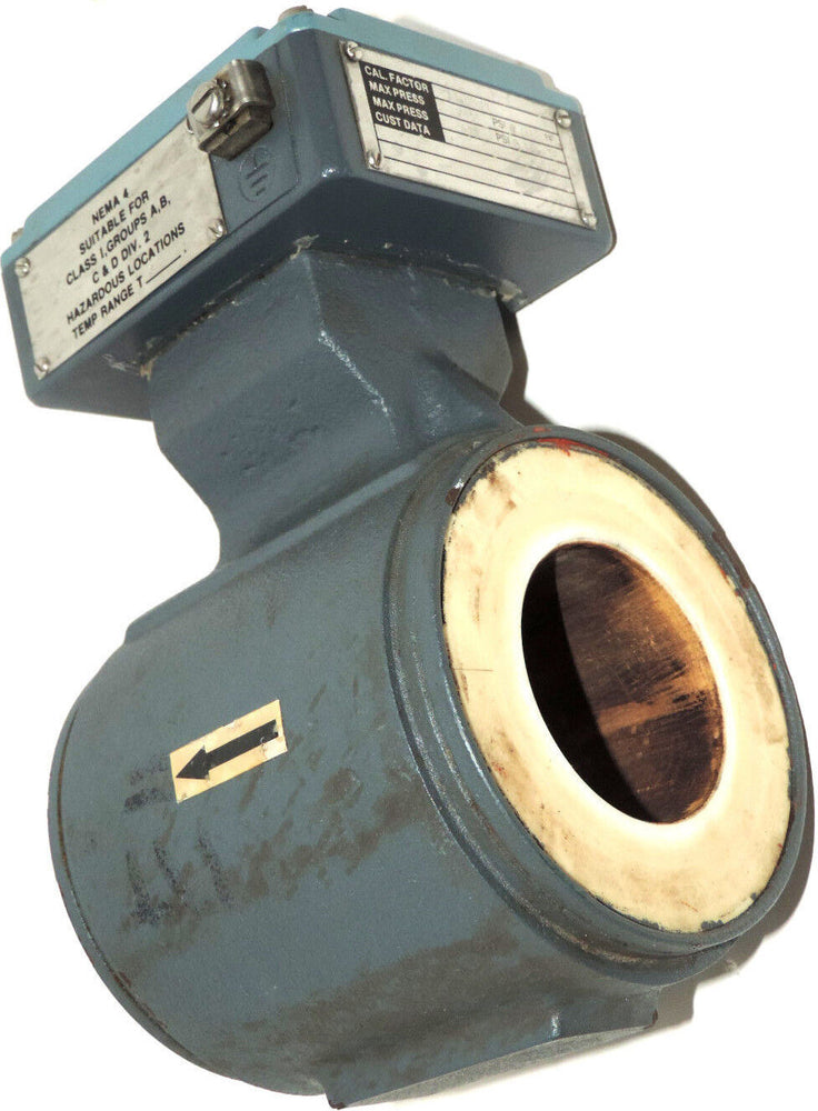 FOXBORO 8000 SERIES 8002-WCR-A ST: A MAGNETIC FLOW TUBE 2" INNER DIMENSION