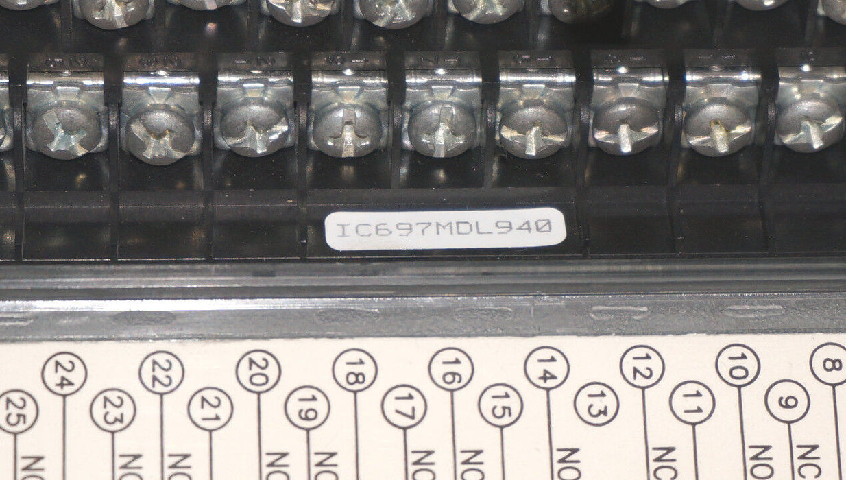 GE FANUC IC697MDL940C OUTPUT MODULE IC697MDL940