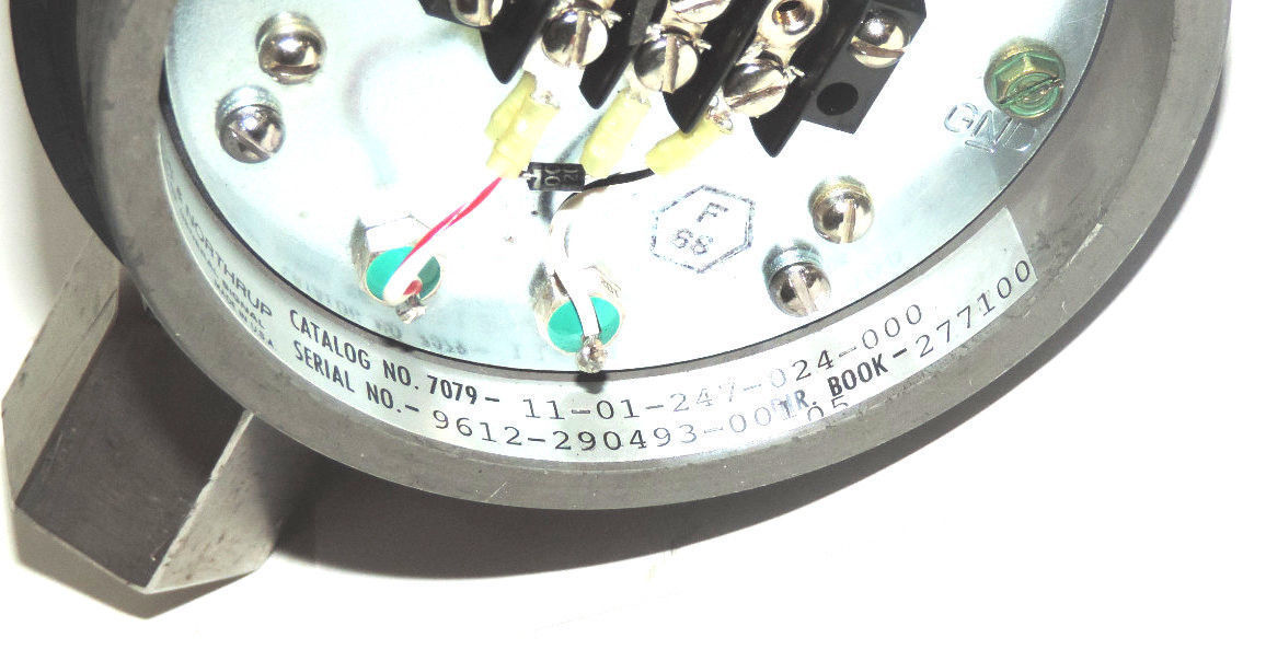LEED & NORTHRUP 7079-11-01-247-024-000 PRESSURE TRANSMITTER 70791101247024000