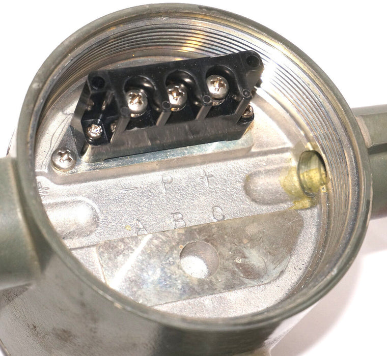 JOHNSON YOKOGAWA YF102-ALSB1A-S3S3-C/FMF/SCT VORTEX FLOWMETER DC24V 4-20MADC