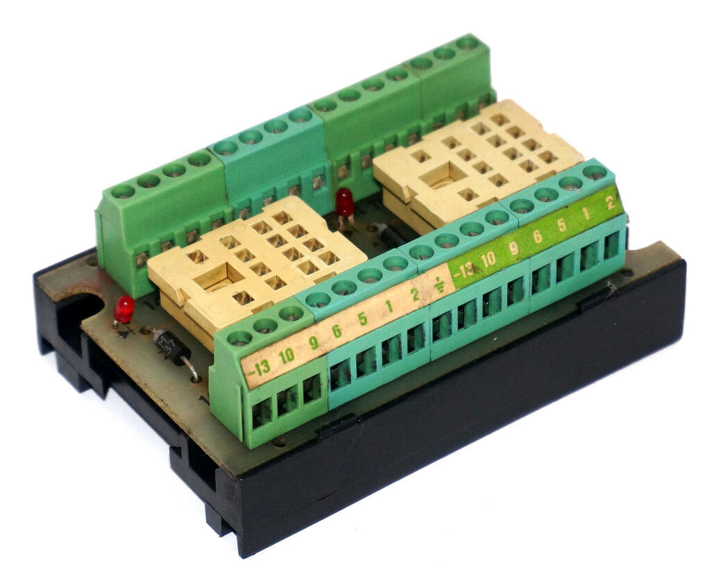 MURRELEKTRONIK SB1371 RELAY SOCKET MODULE