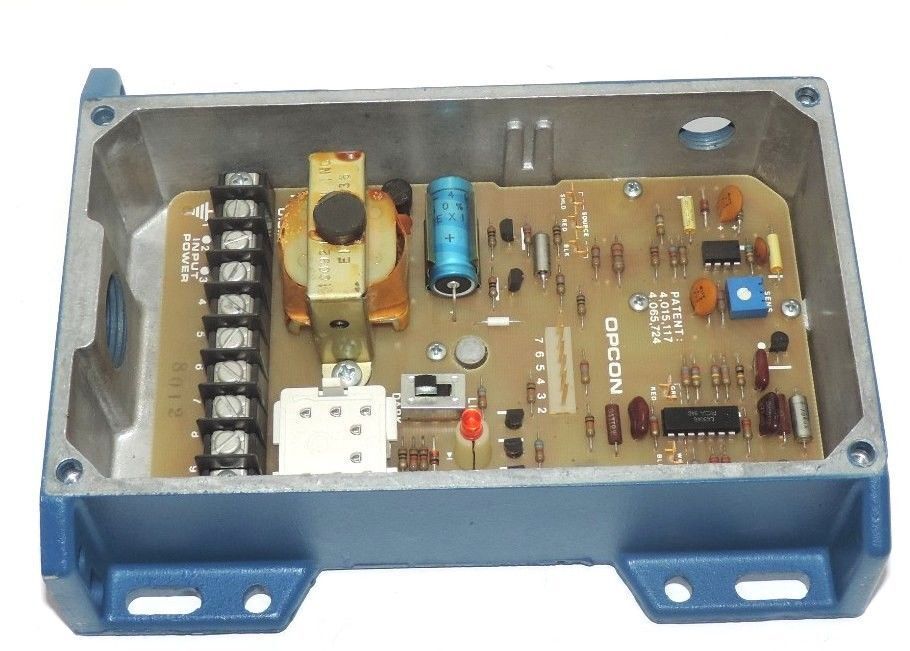 OPCON MODEL 8170A-6501 DEMODULATOR PART NO. 101163, 115 VOLTS CONTROL UNIT