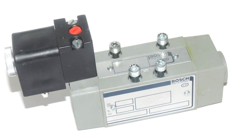 NEW BOSCH 0820024029 DIR. CONTROL VALVE 0 820 024 029 W/ 1 824 210 223 COIL