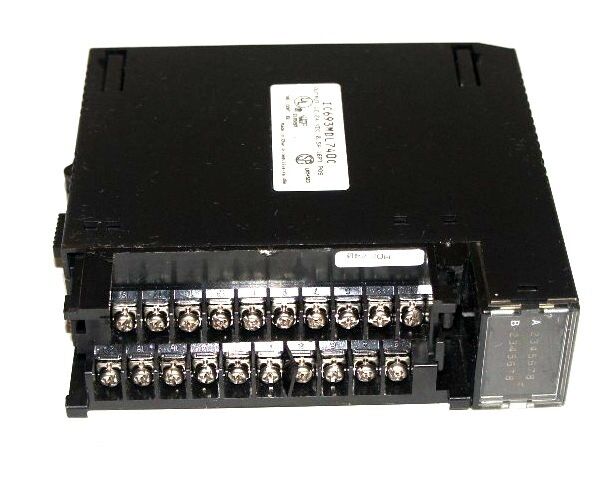 GE FANUC IC693MDL740C OUTPUT MODULE 12-24 VDC, 0.5 A, 16 PT, MISSING DOOR