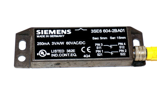 SIEMENS 3SE6 604-2BA01 RECTANGULAR LARGE SOCKET M8 PIN4, 2NC 3SE66042BA01