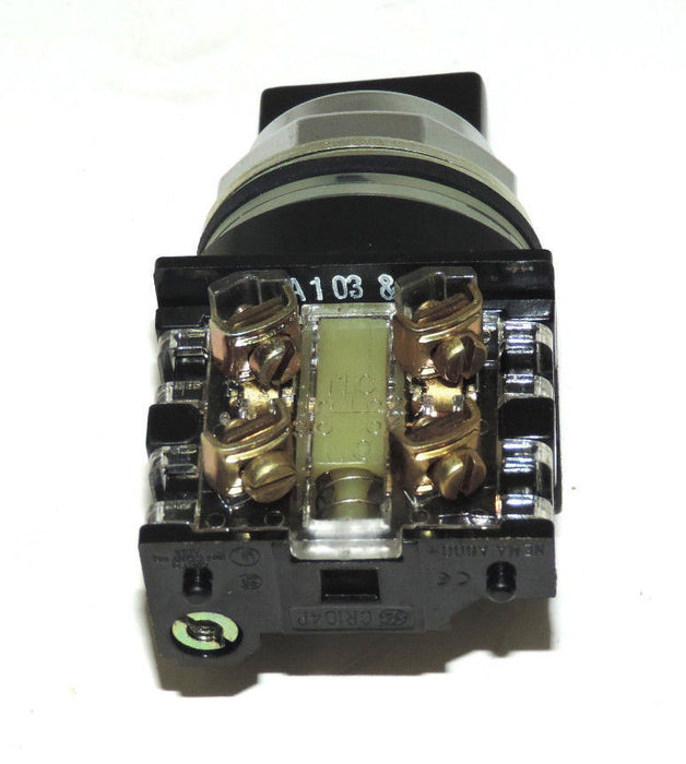 NIB GENERAL ELECTRIC CR104P SERIES SELECTOR SWITCH CR104PSG63B91 10 AMP, 2 POS.