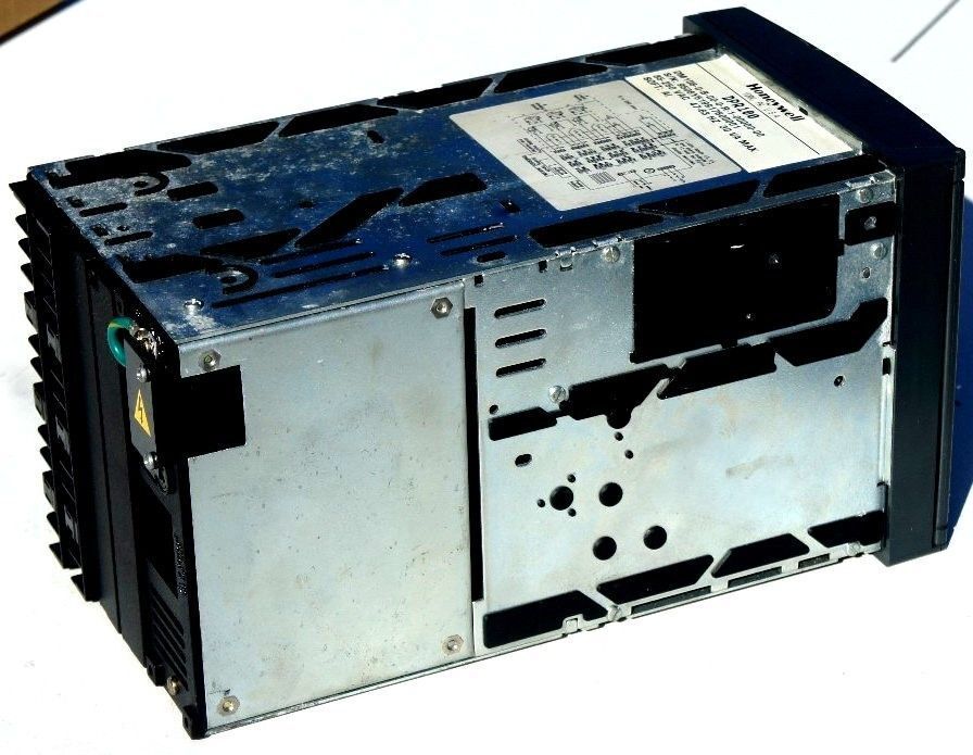 HONEYWELL DPR100 MULTI-POINT CHART RECORDER DM106-0-B-00-0-R-1-00000-00