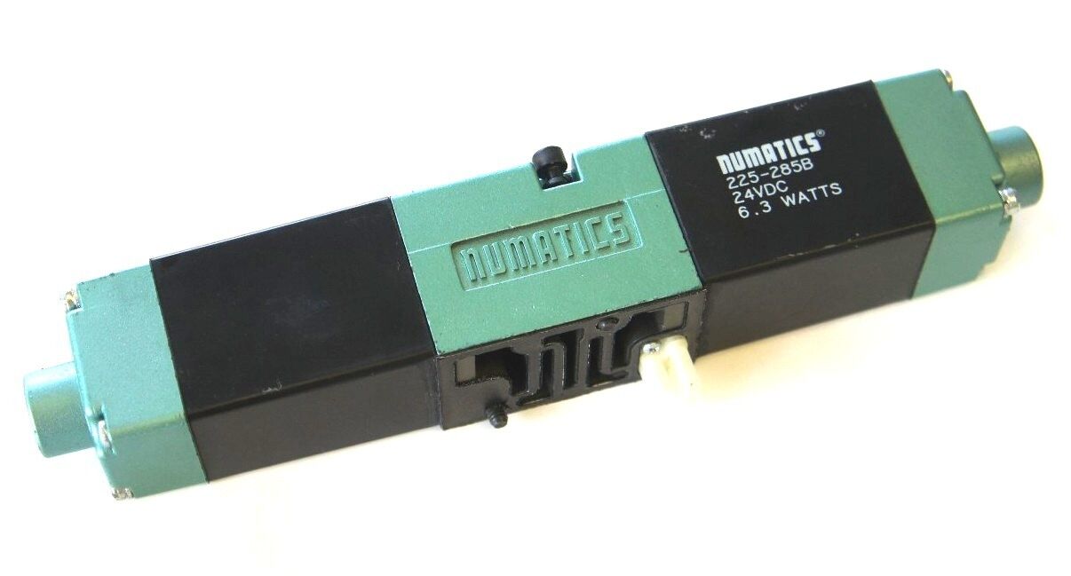 NUMATICS 081SS400M SOLENOID VALVE 150PSI 0.26 AMP WITH 225-285B COILS 6.3 WATTS