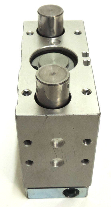 NEW FESTO DFM-32-25-P-A-GF GUIDED CYLINER 25MM STROKE 32MM BORE 10BAR