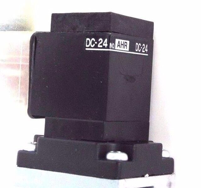 NIB KURODA PMD2406-NB-D24DP-Z SOLENOID VALVE HG, .2/.8MPA W/ AHR DC-24 COILS