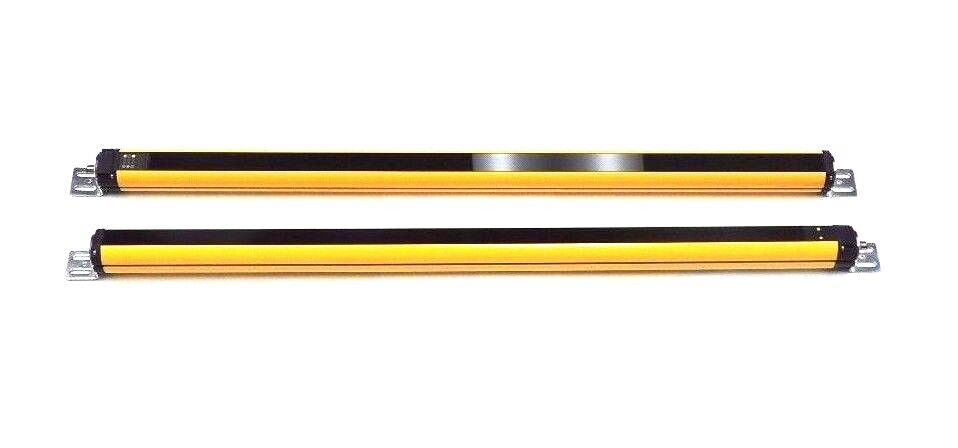 LOT OF SCHMERSAL SLG420 LIGHT CURTAINS SLG 420-R0800-03-RF, SLG 420-E0800-03-RF