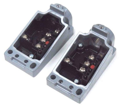 LOT OF 2 NEW PEPPERL & FUCHS 08275S RECEPTACLE BODIES