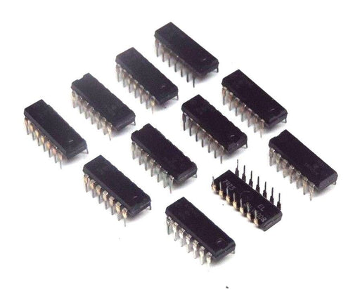 LOT OF 11 NEW TEXAS INSTRUMENTS IC SN7425N 14 DIP CHIPS