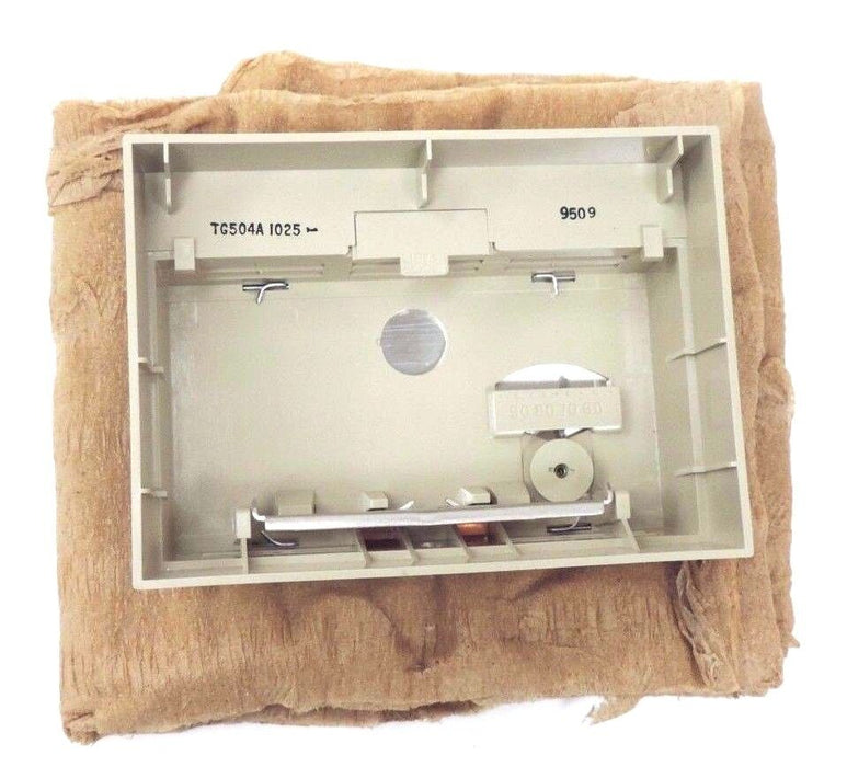 LOT OF 3 NIB HONEYWELL TG504A 1025 LOCKING COVER FOR T874 THERMOSTAT BG.W/GD FP