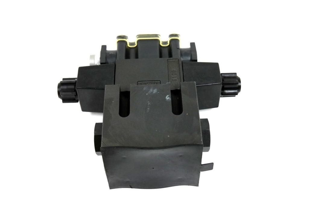 NEW PARKER D31VW1D4NYCF56 75 DIRECTIONAL VALVE PILOT VALVE D1VW20DNYCF56 75