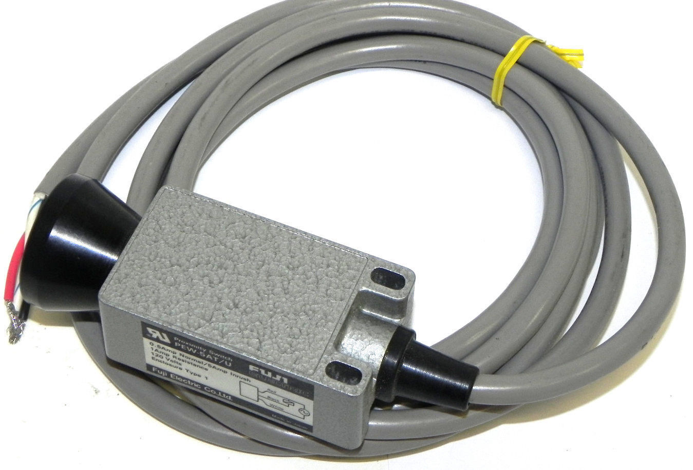 NEW FUJI ELECTRIC PEW-5AT/U PROXIMITY SWITCH PEW5ATU