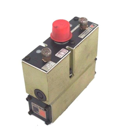 NEW ROSS CONTROLS 8077C3342 SOLENOID PILOT VALVE 24VDC 2-10BAR