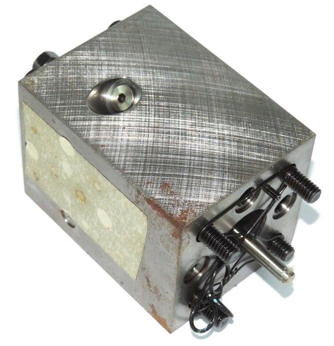 NEW OILGEAR COMPANY D06-13NNNN-VU-A1 CYLINDER BLOCK L722806-307