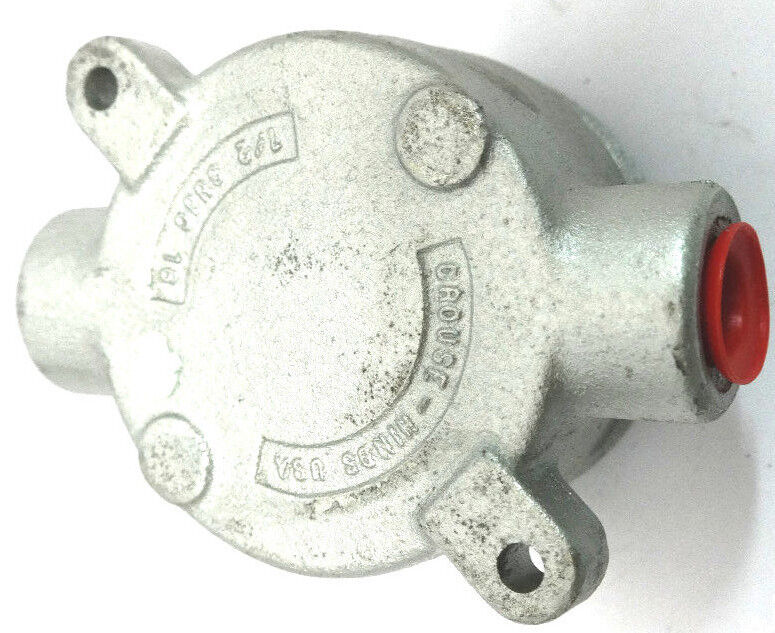 NEW CROUSE HINDS 10768-L EXPLOSION PROOF CONDUIT BOX  GUJ 0612, 19.5 CU. IN.