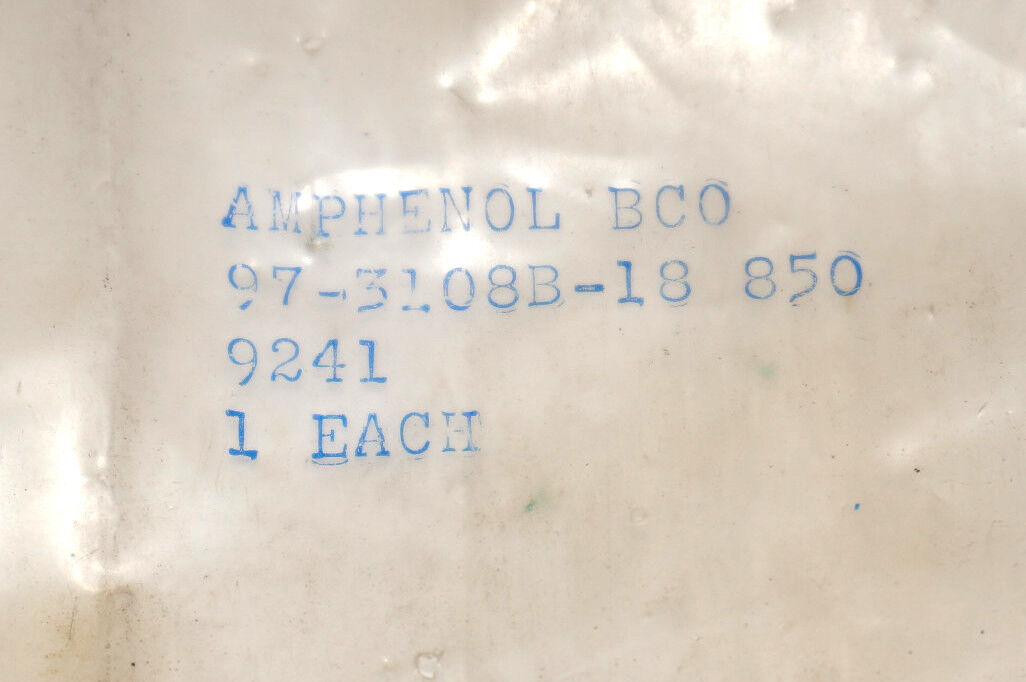 NEW AMPHENOL 97-3108B-18-850 CONNECTOR KIT 973108B18850