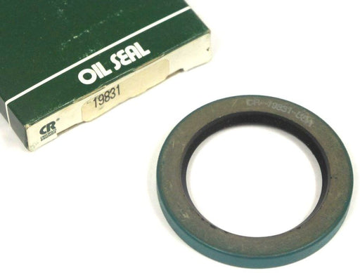 NIB CHICAGO RAWHIDE 19831 OIL SEAL