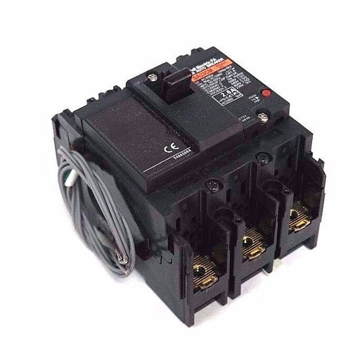 NIB FUJI SA33CM CIRCUIT BREAKER BM3ASC-2P6, 3P, 2.6A, AC500V,  BM3ASC2P6